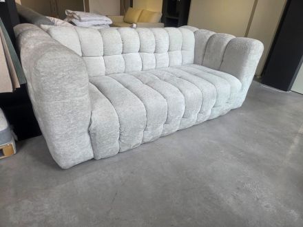 "Showmodel" Slaapbank Capitonné